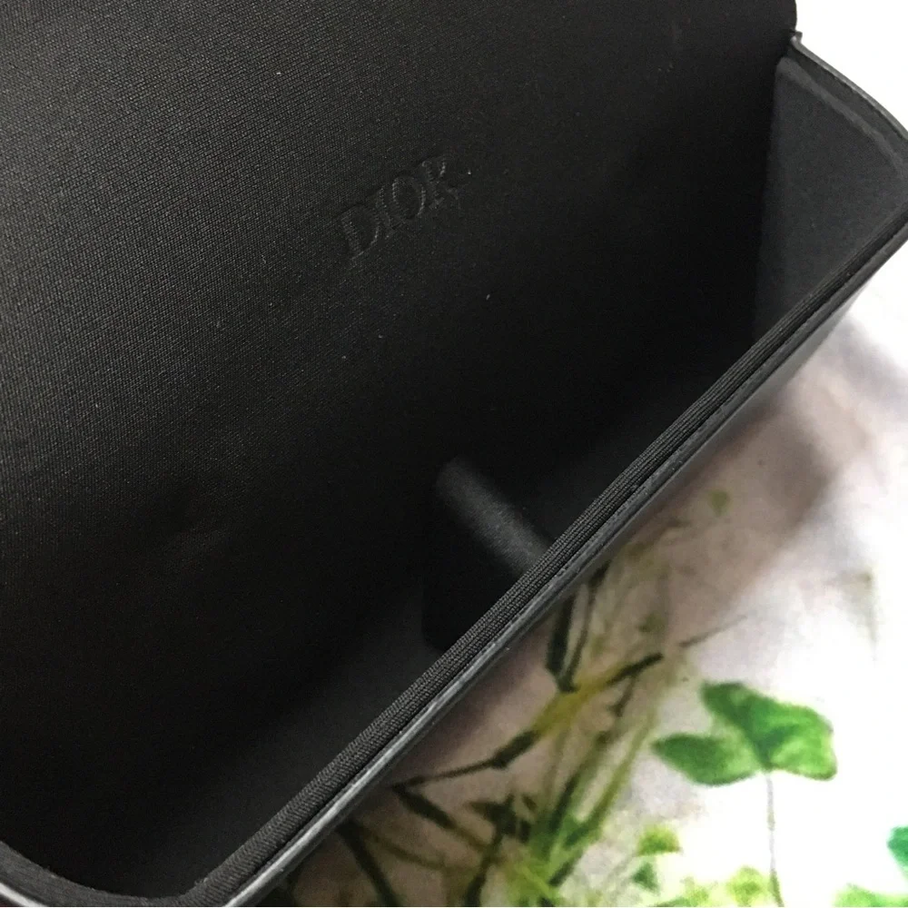 Dior Black eye glasses case detachable logo piece Faux leather New 3” x 7.5”